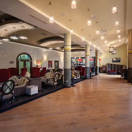Errigal Hotel 4*