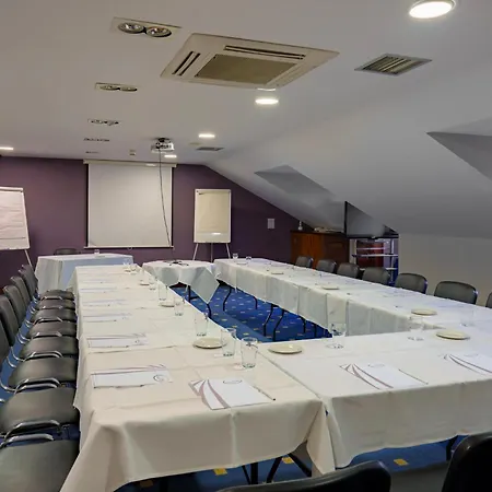 Hotell Errigal 4*