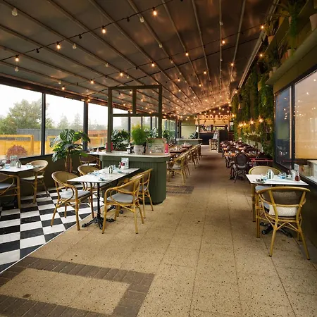 Hotel Errigal 4*