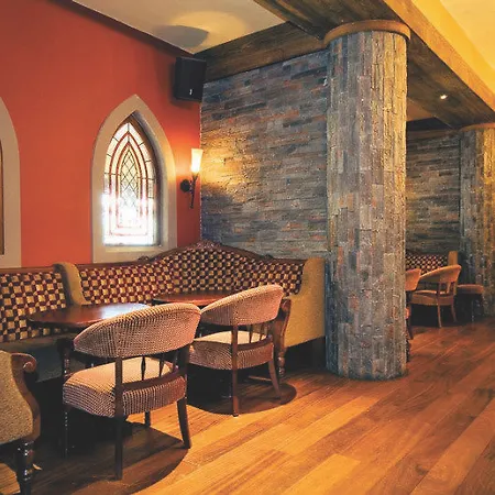 Errigal Hotel 4*